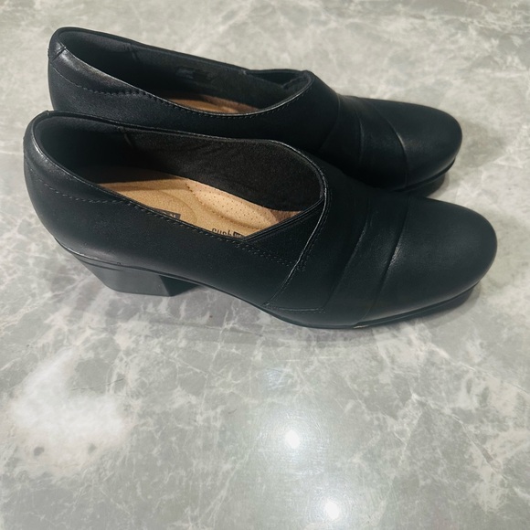 Clarks Collection Women's Black Leather Soft Cushion Comfort Shoes Size 7M - Picture 3 of 6